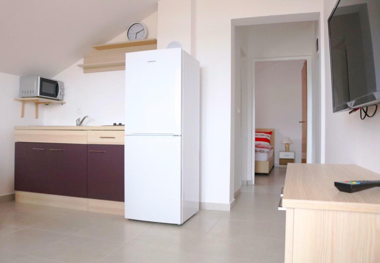 Stars Apartment กอร์นยิ คาริน ภายนอก รูปภาพ