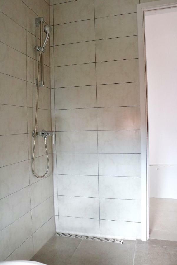 Stars Apartment กอร์นยิ คาริน ภายนอก รูปภาพ